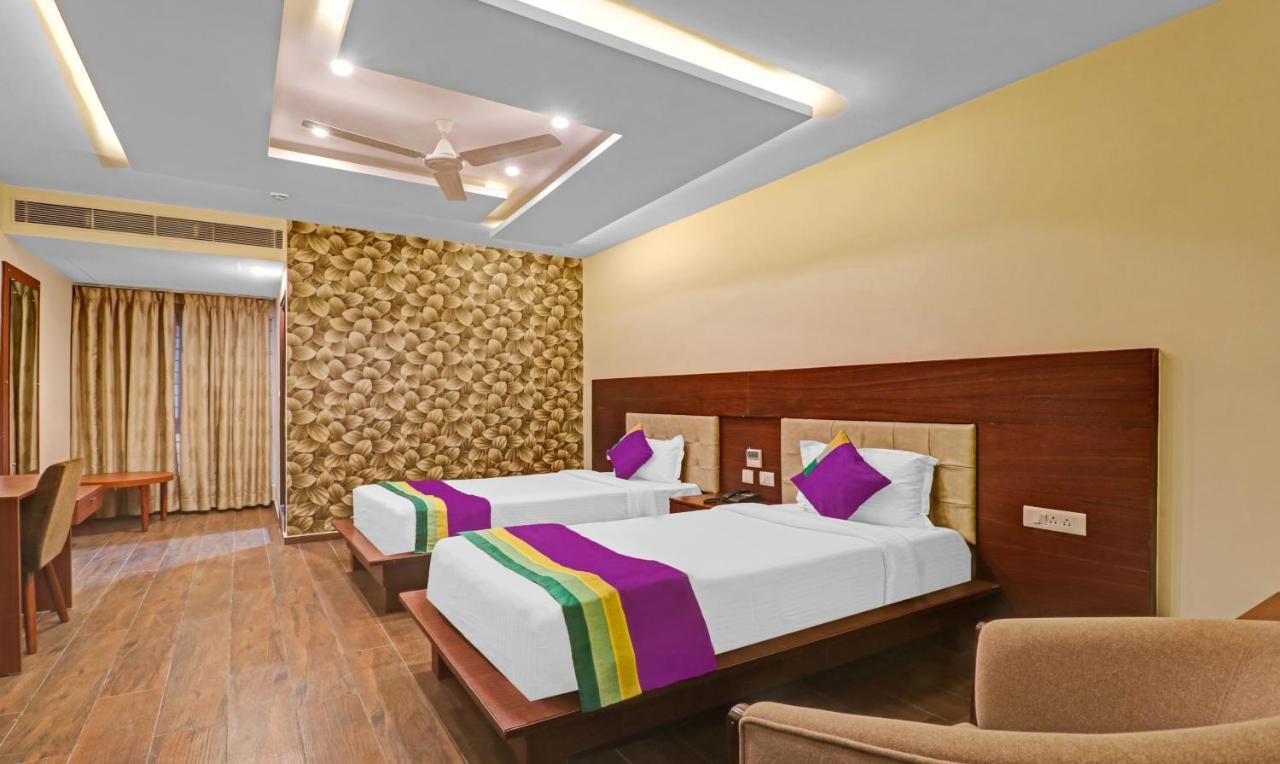 Treebo Premium Runway Suites, Marathahalli Bangalore Exteriör bild