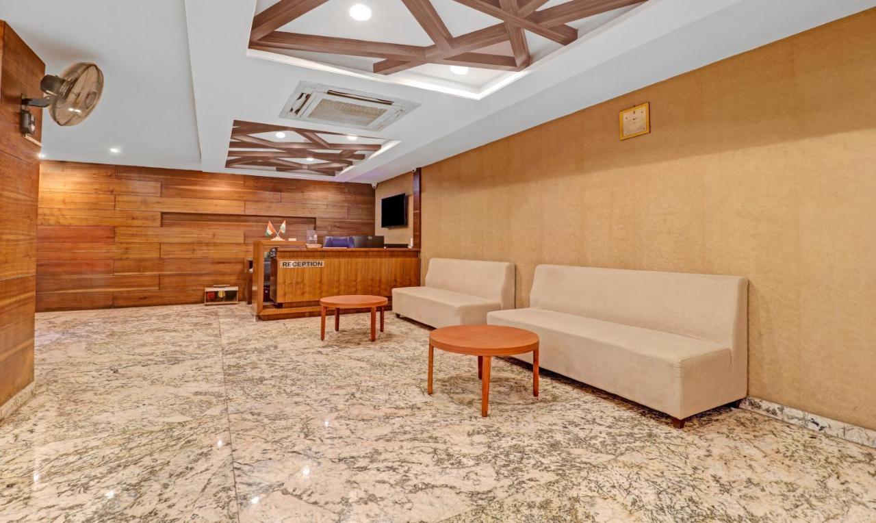 Treebo Premium Runway Suites, Marathahalli Bangalore Exteriör bild