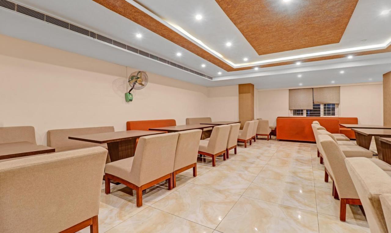 Treebo Premium Runway Suites, Marathahalli Bangalore Exteriör bild